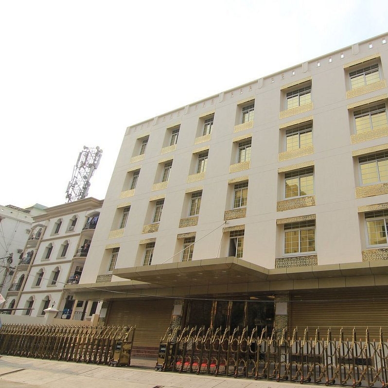 HotelGalaxyGrand BookhotelinHazratganjLucknow